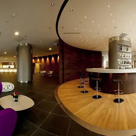 Western The Hub Hotel