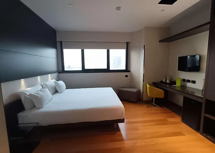 Hotell Western The Hub 4*